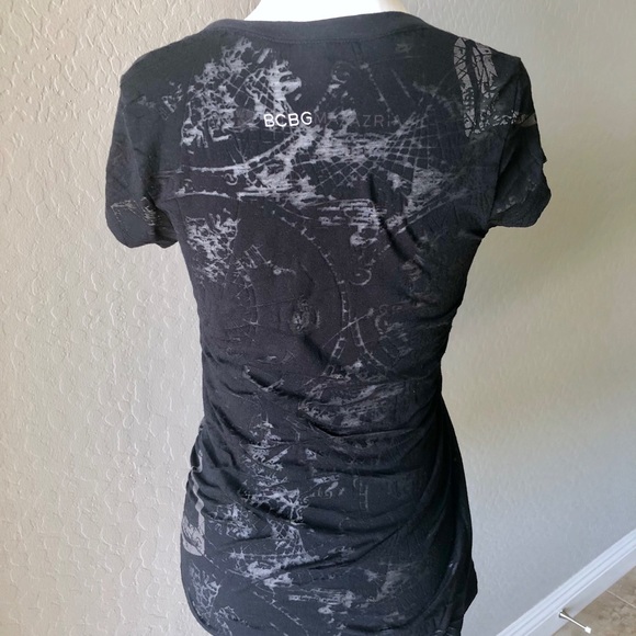 BCBG T-Shirt Size Small - Picture 3 of 5